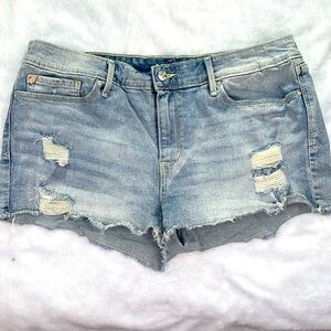 Levi’s Denizen Shortie Cut off Distressed Faded Denim Jean Shorts size 17/33